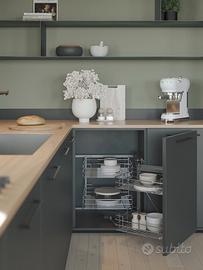 Meccanismo estraibile per angolo base