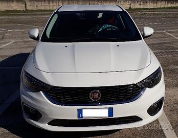 FIAT TIPO - 1.4 - 5 PORTE LOUNGE - UNIPROPRIETARIO