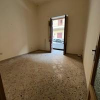 V/1061 Appartamento da ristrutturare, piano terra