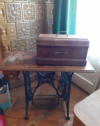 macchina da cucire D epoca