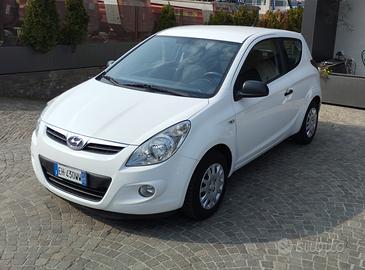 HYUNDAI i20 1.4 crdi - UNICA PROPRIETARIA