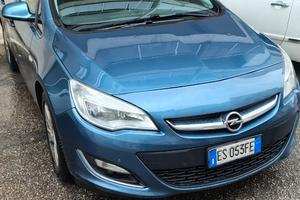 Opel Astra 2013