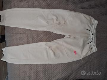 pantaloni nike tech