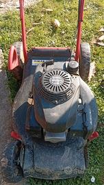 tagliaerba con motore Honda 