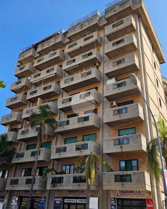 4 LOCALI A PALERMO