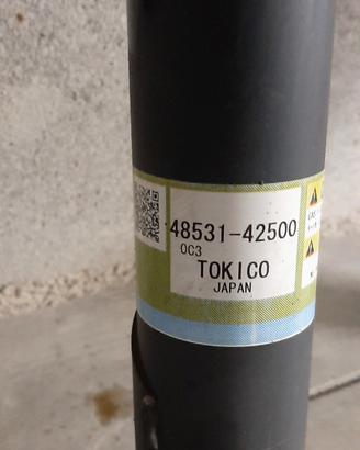 Ammortizzatori originali posteriori Toyota RAV4 
