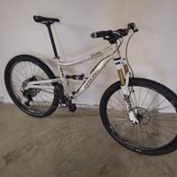 Mtb telaio artigianale Mde Bolder 29 perfetta