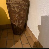 Antico vaso di terra cotta