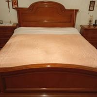 Camera da letto completa in radica di legno