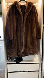 Pelliccia lunga di visone femmina