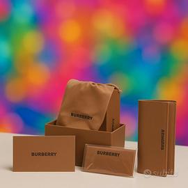 Set originale Burberry – Scatola, astuccio, sacche