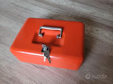 cassetta di sicurezza / scatola con chiave