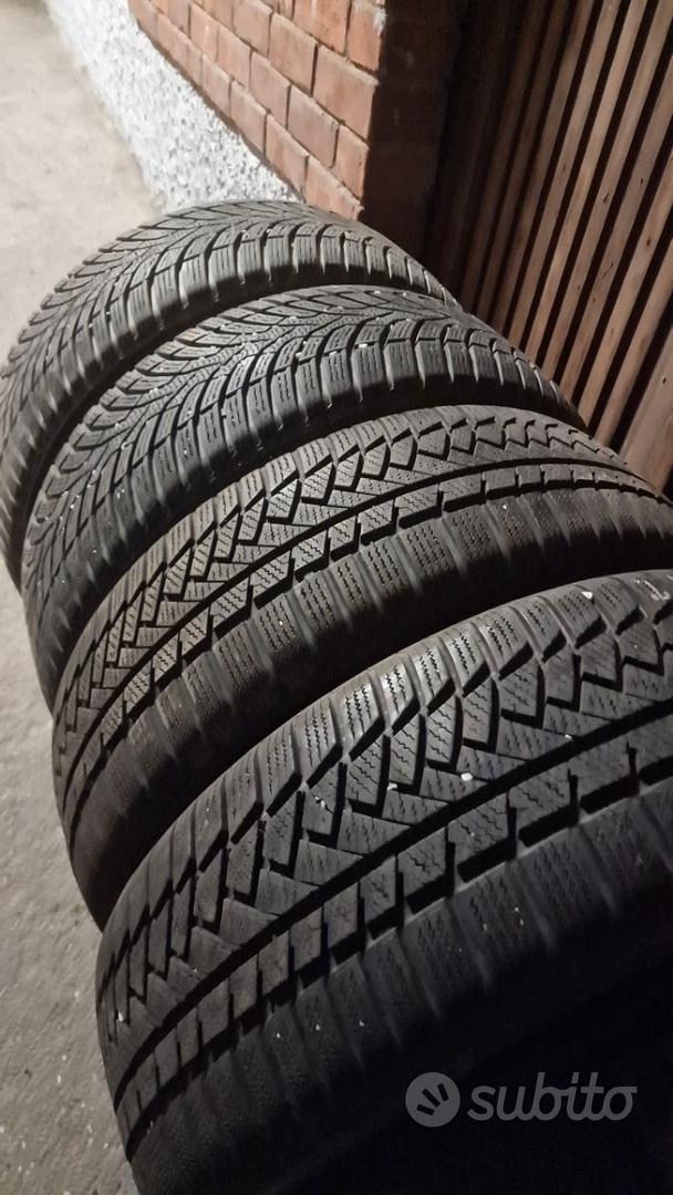 4 gomme 215/60/17 M+S 4 Stagioni Continental/Ceat - Accessori Auto