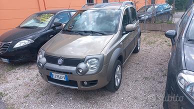 Fiat PANDA 1.3 MJT 16V 4x4 Cross