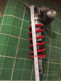 Mono ammortizzatore R6