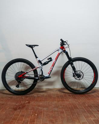 Bici da Enduro INTENSE CARBINE 29 (M)