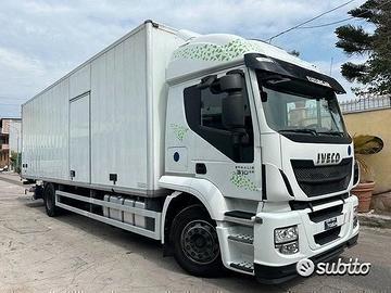 Iveco stralis 310 furgone 9.60mt e sponda 2015 E6