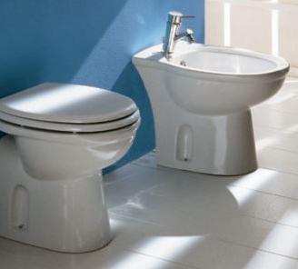 sanitari sospesi o terra, piatti doccia, ceramica 