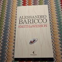 Libro" Smith e Wesson" di Alessandro Baricco 