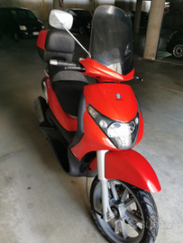 Beverly 250 per scarso utilizzo di fatto nuovo