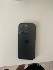 iPhone 16 Pro in condizioni eccellenti.