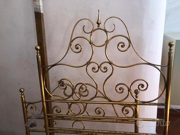Letto in ottone