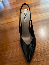 Scarpe vernice nera con tacco