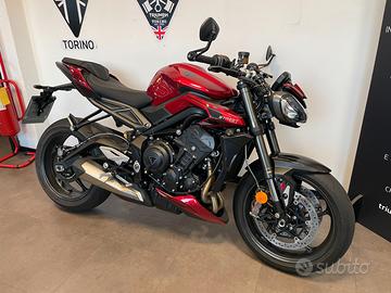 Triumph Street Triple - 2024