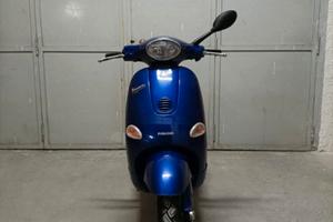 Vespa et4 150