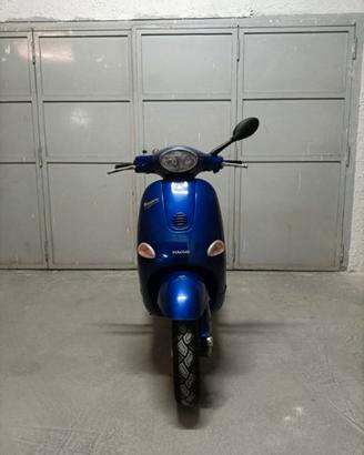 Vespa et4 150