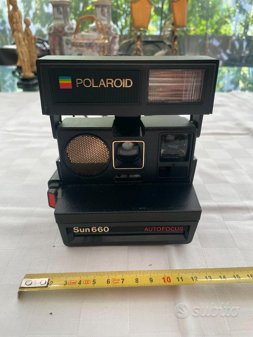Fotocamera analogica istantanea Polaroid Sun 660 - Fotografia In ...