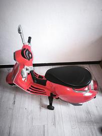 Moto giocattolo Vespa elettrica(con caricatore)