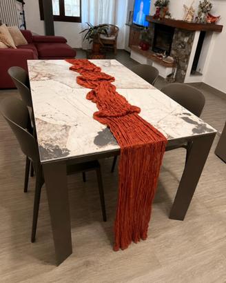Runner da tavola plissé 90 × 300 cm – terracotta