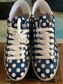 Scarpe da ginnastica a pois