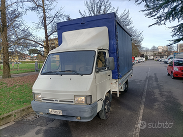 Nissan trade 3.0 turbo diesel 110cv