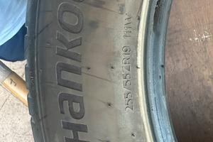 Gomme pneumatici 255/55/R19 111W HANKOOK