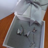 orecchini e collana farfalla 
