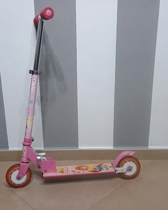Monopattino Winx
