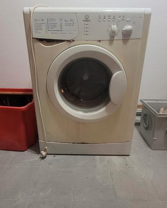 lavatrice indesit usata