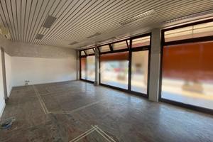 NEGOZIO A CARTURA