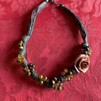 Collana bigiotteria in corda