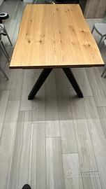 Tavolo SANDBY L160 cm color rovere naturale/nero