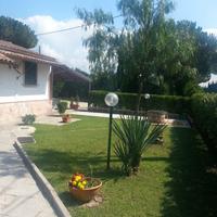 PAESTUM - villa indipendente con giardino