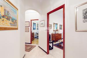 AMPIO E LUMINOSO BILOCALE CON BALCONE!