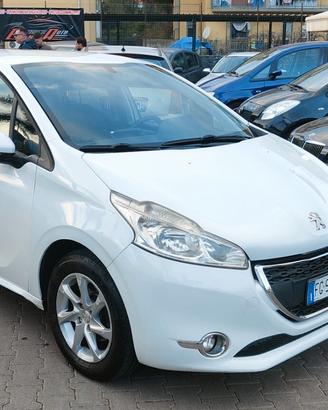 Peugeot 208 1.4 HDi 68 CV 5 porte Active