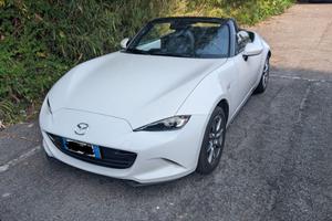 Mx-5 ND 1.5L 132CV Exclusive line.