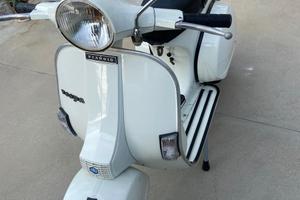 Vespa 125e (200cc)