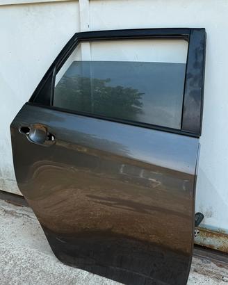 Porta posteriore destra Toyota Verso S