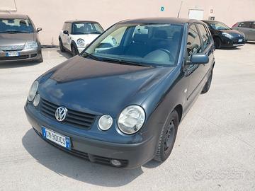 Volkswagen Polo 1.2 64cv benzina Neopatentati 