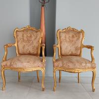 Poltrone stile Luigi XV prezzo cadauna 60 €